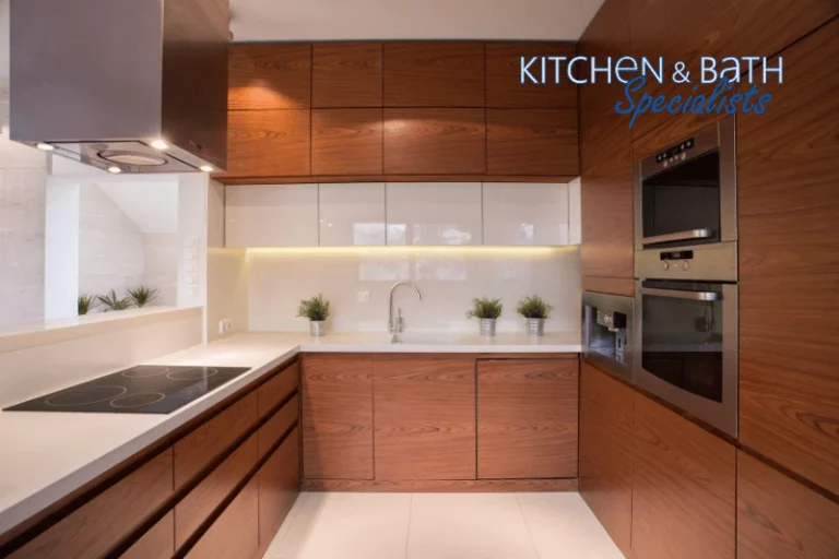 Custom Kitchen Cabinets